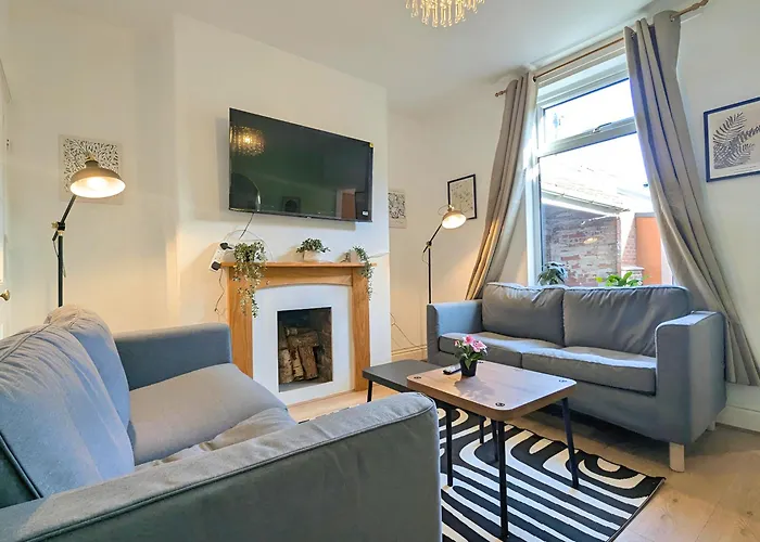 Charming 3-bed Near Centre Free Parking * York